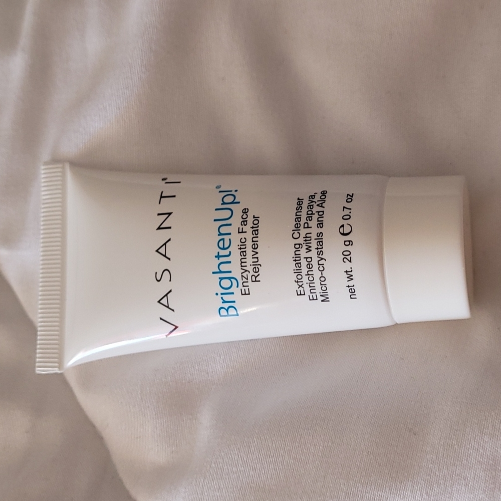 Brand New without Box. Vasanti BrightenUp! Enzymatic Face Rejuvenator
